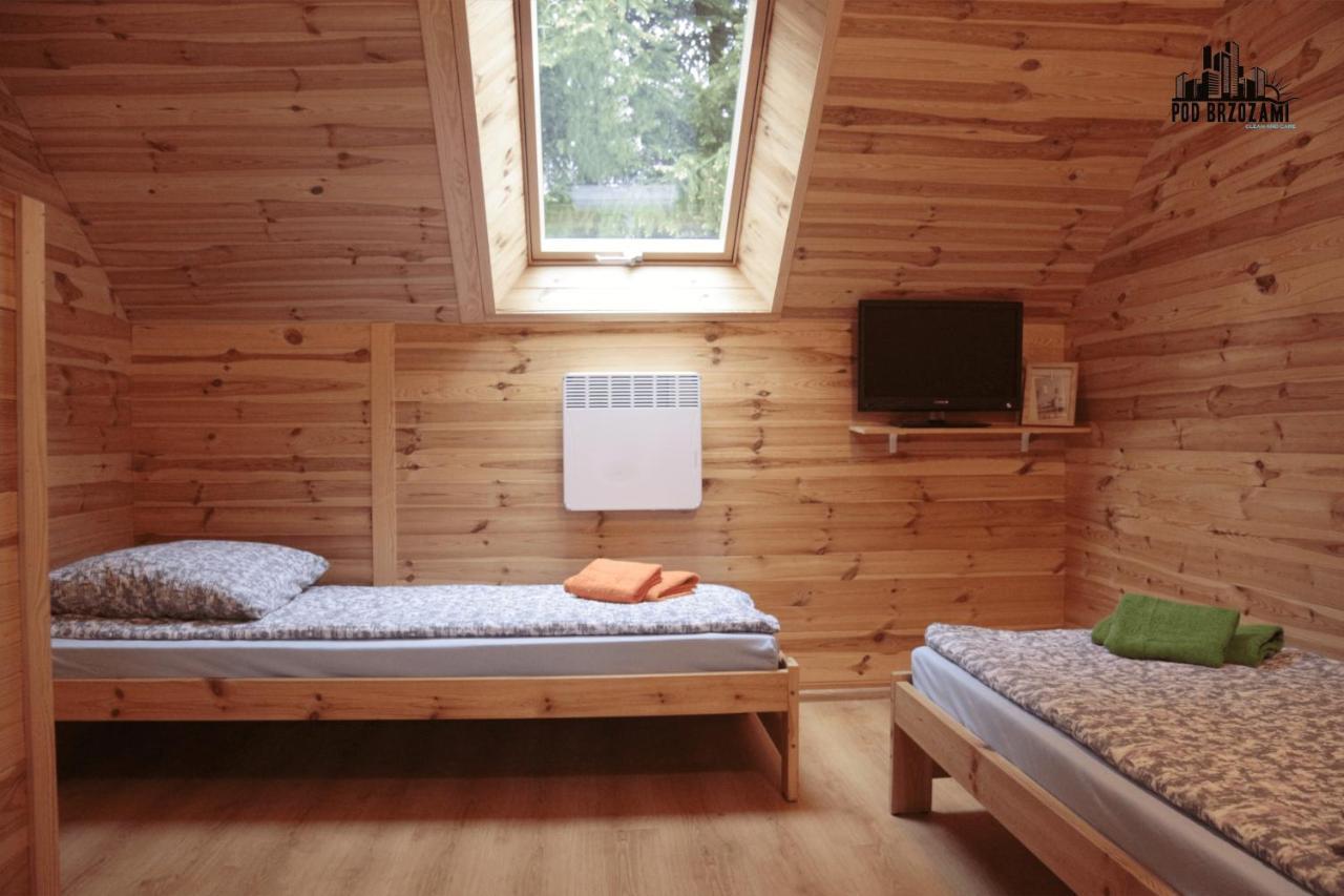 Pod Brzozami Apartamenty Domek Ustronny 尤斯托尼莫斯基 外观 照片